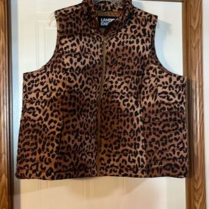 Lands End animal print vest 2x puffer vest like new